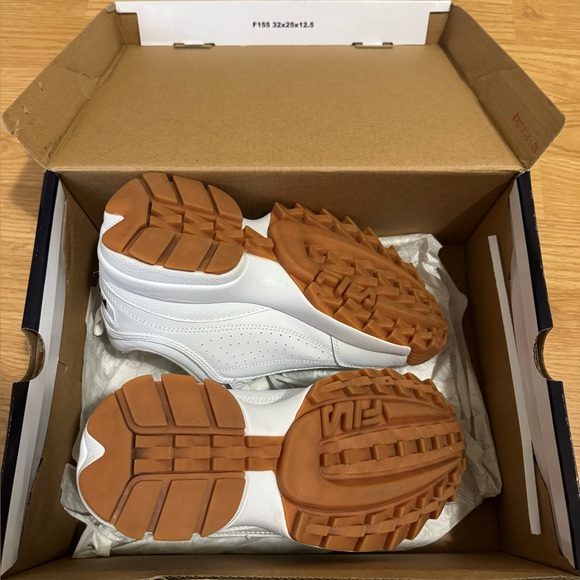 Fila Women’s White and Gum Sneakers - Picture 6 of 9